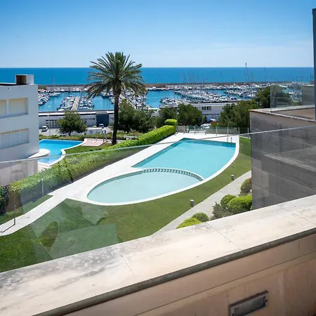 At051 A Pocos Metros De La Playa, Equipamiento Completo, Piscina Comunitaria *