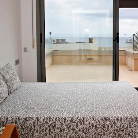 At051 A Pocos Metros De La Playa, Equipamiento Completo, Piscina Comunitaria * Torredembarra