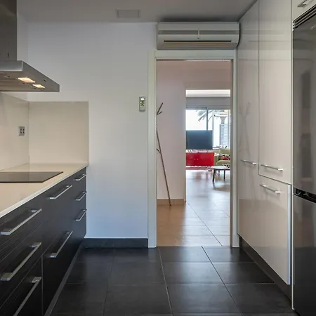 At051 A Pocos Metros De La Playa, Equipamiento Completo, Piscina Comunitaria * Torredembarra