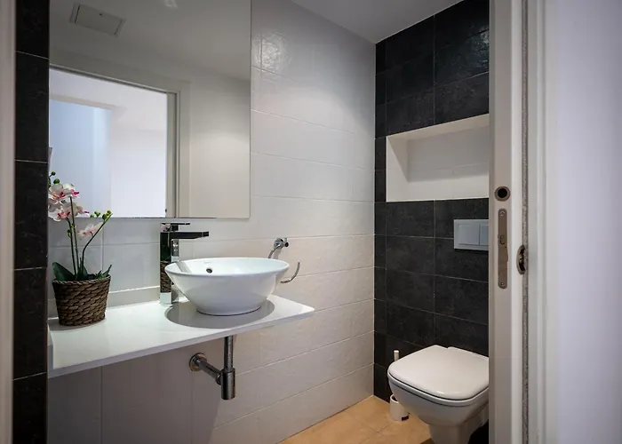 At051 A Pocos Metros De La Playa, Equipamiento Completo, Piscina Comunitaria * Torredembarra
